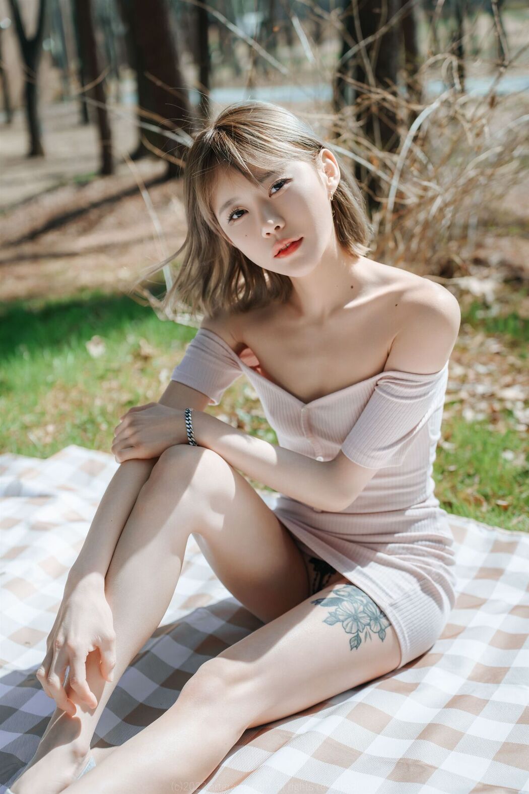 AG Vol.408 Nyahaahi Part1