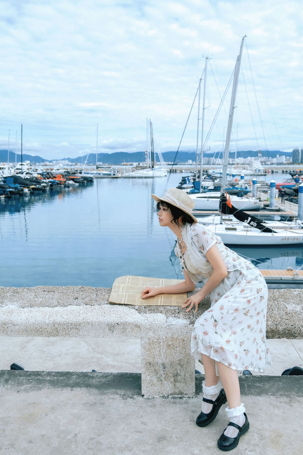 YiTuYu艺图语 Vol.8537 Ling Ke Shawbrin (34P)