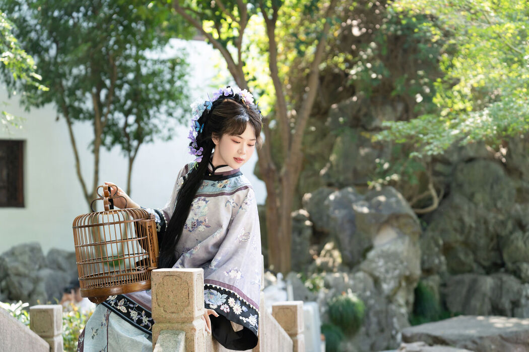 YiTuYu艺图语 Vol.8527 Pao Fu Xiao Fang (29P)