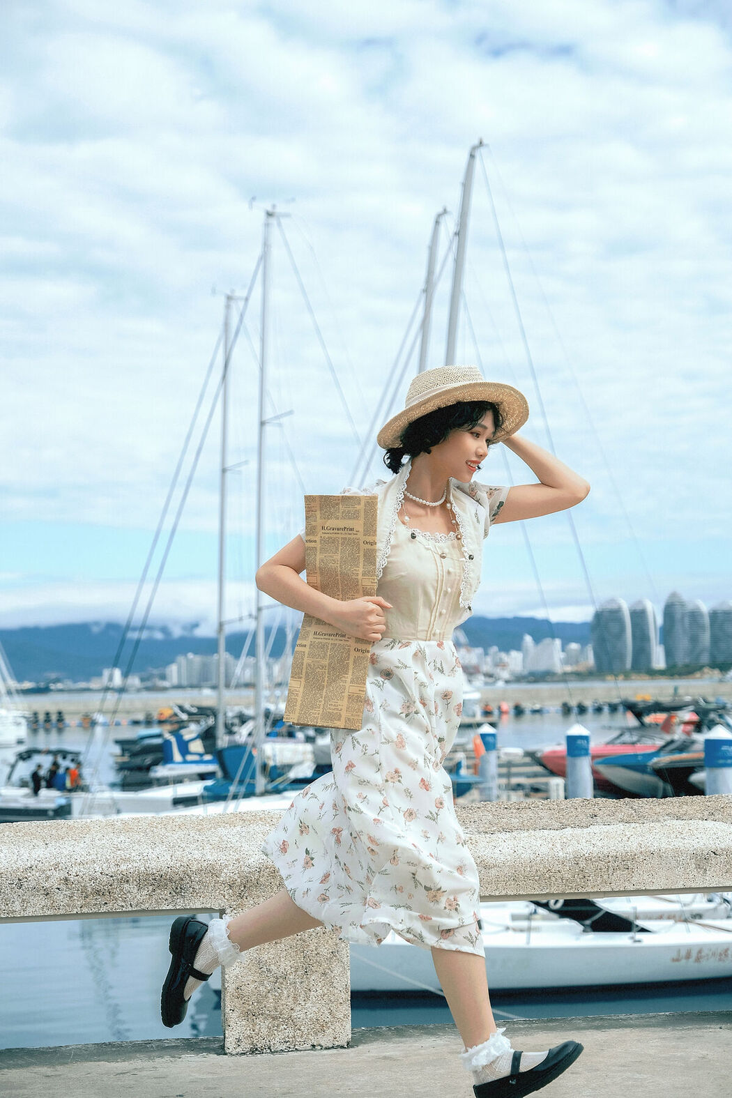 YiTuYu艺图语 Vol.8537 Ling Ke Shawbrin (34P)