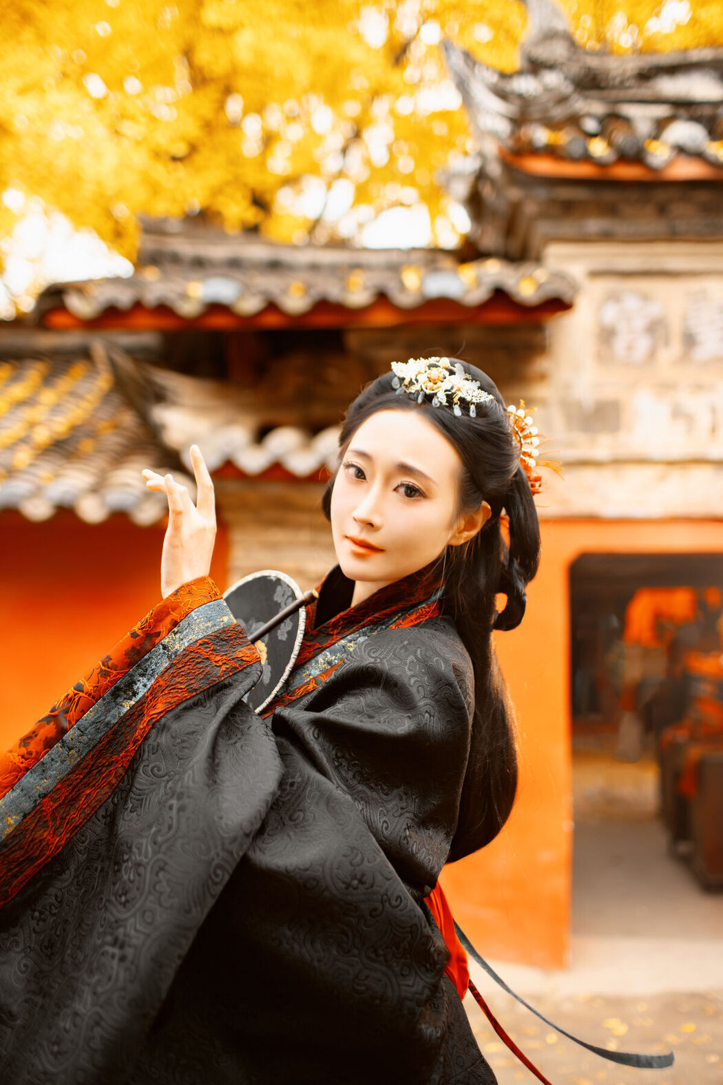 YiTuYu艺图语 Vol.8525 Tao Zi (49P)