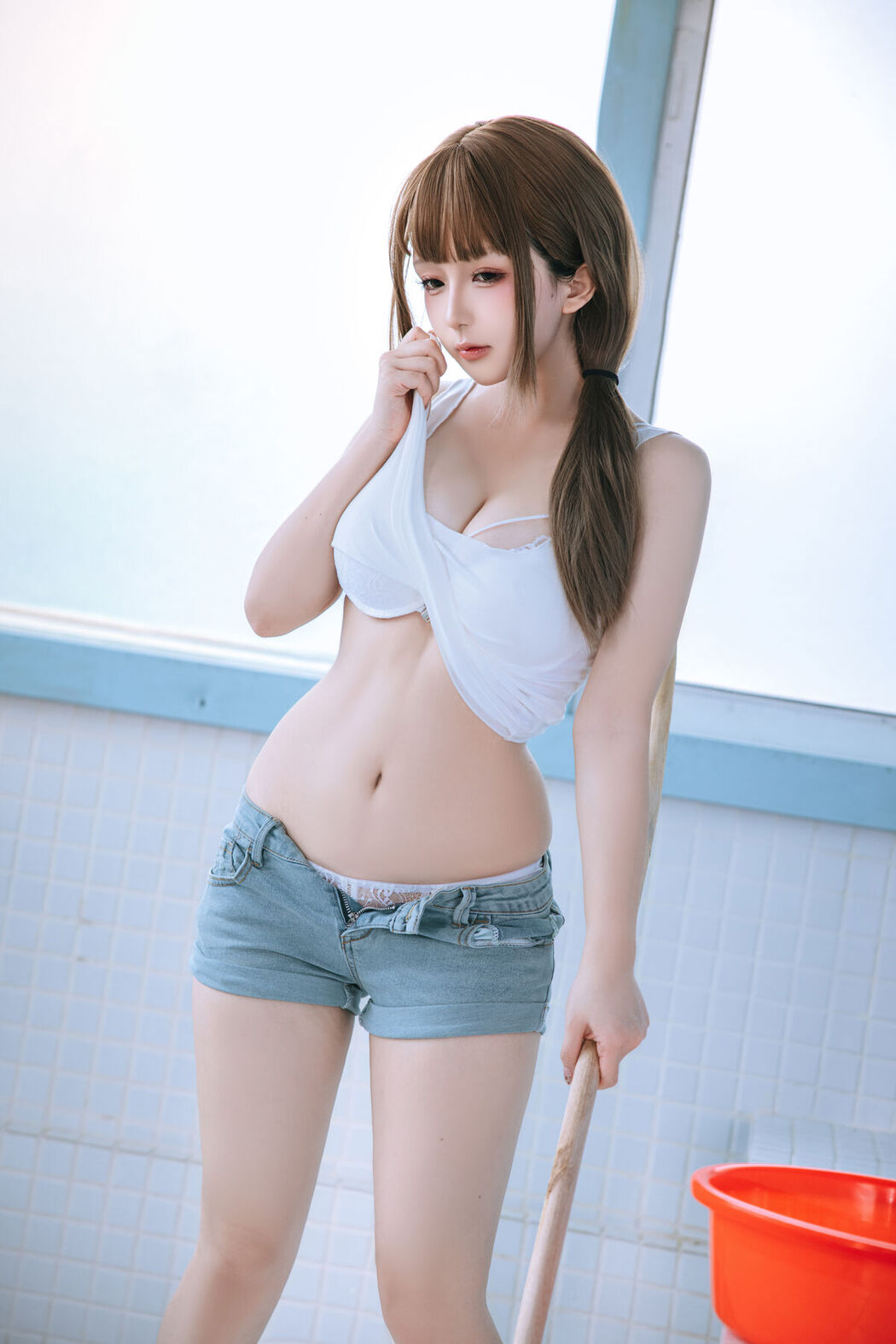 Coser@日奈娇 &#8211; 男浴室保洁员 Part02 (58P)