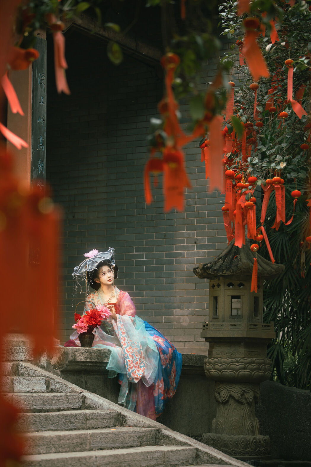 YiTuYu艺图语 Vol.8538 Suan La Tang Er (33P)