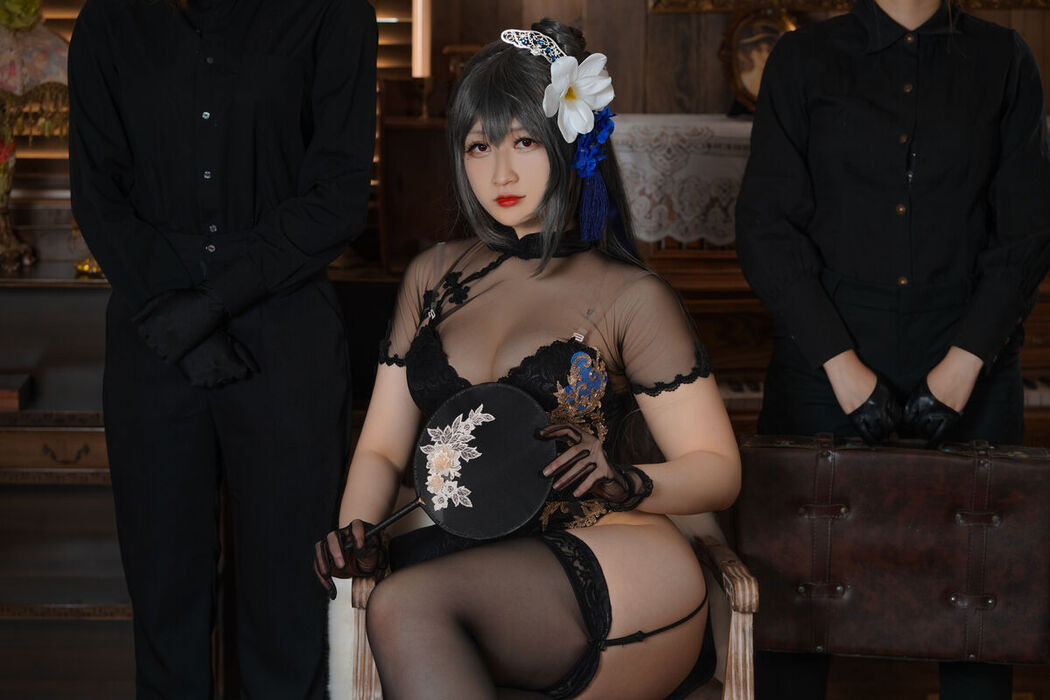 Coser@Zyra秋 – 路易九世旗袍 (26P)