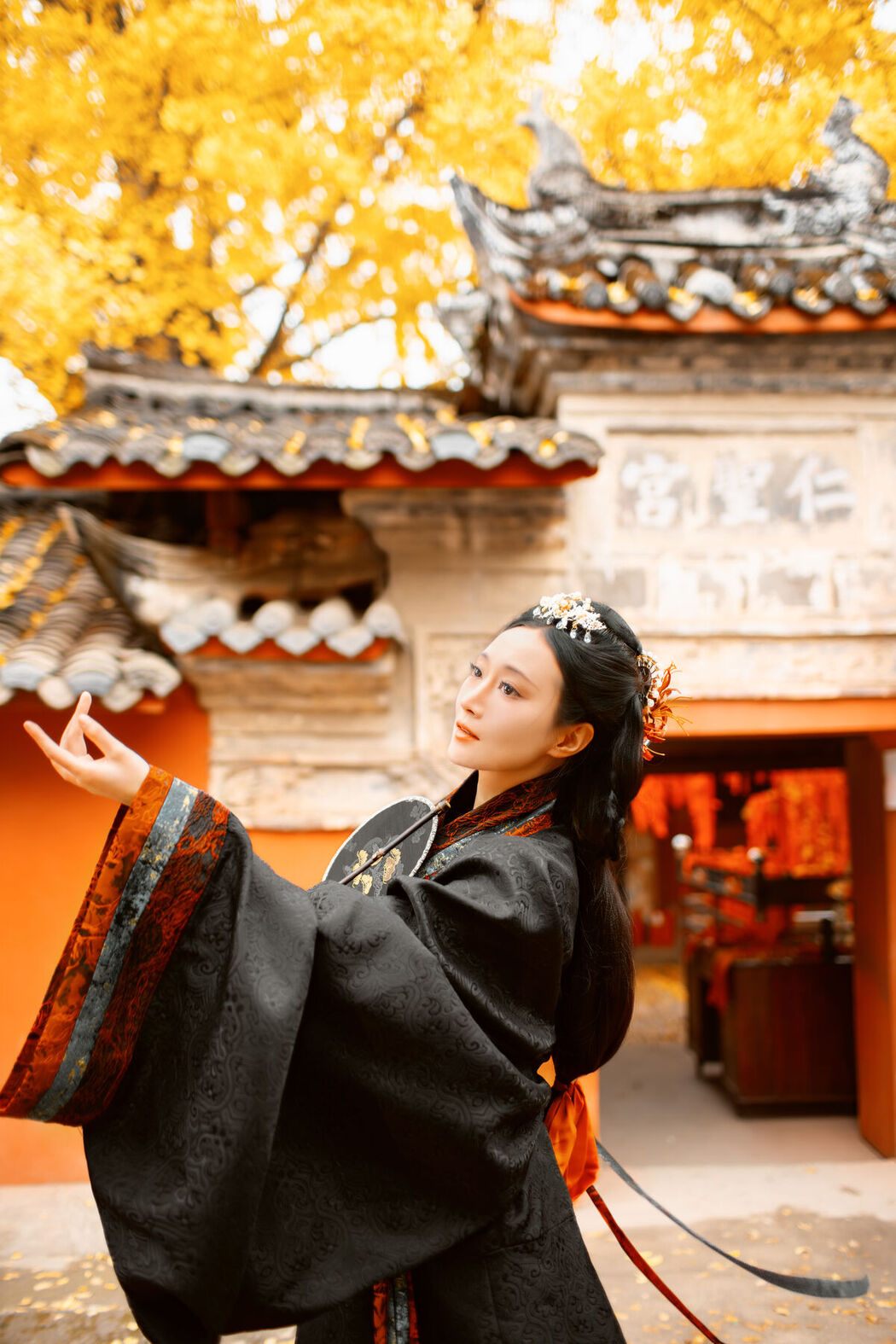 YiTuYu艺图语 Vol.8525 Tao Zi (49P)