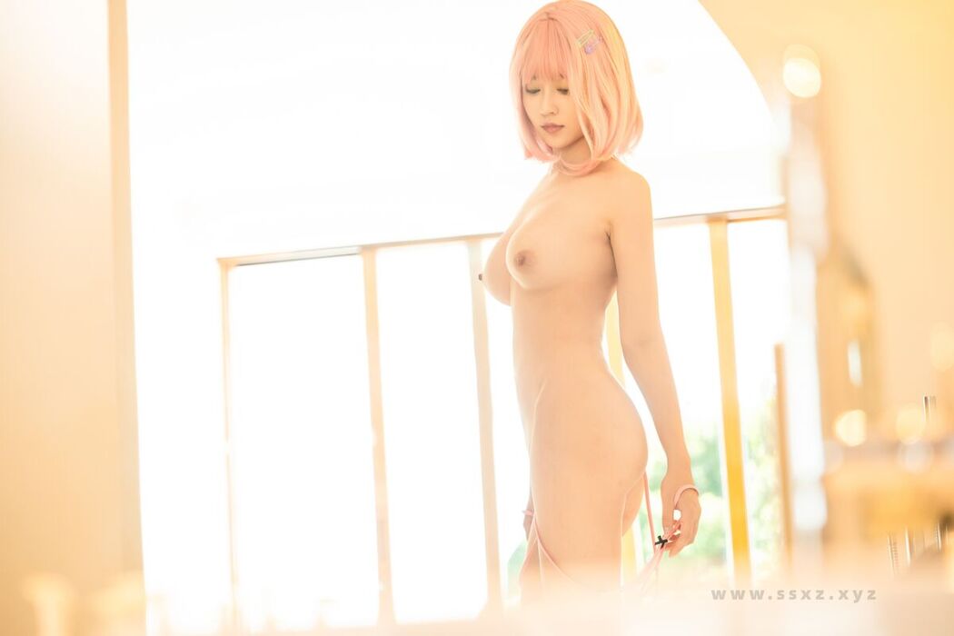 Coser@年年Nnian – 红色玛奇朵And模特面试 罕见出镜 (75P – 1V)