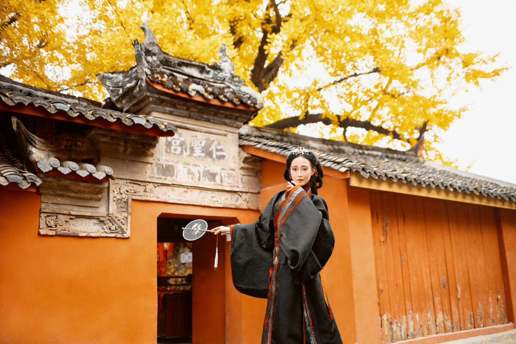 YiTuYu艺图语 Vol.8525 Tao Zi (49P)