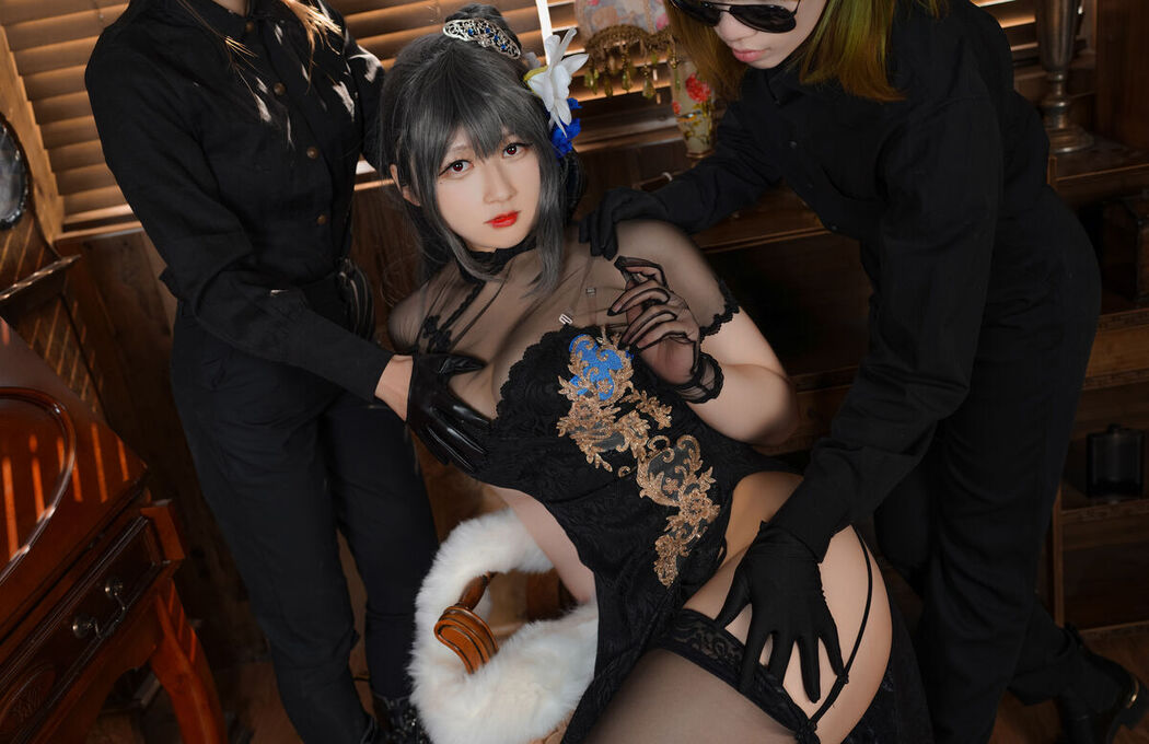 Coser@Zyra秋 – 路易九世旗袍 (26P)