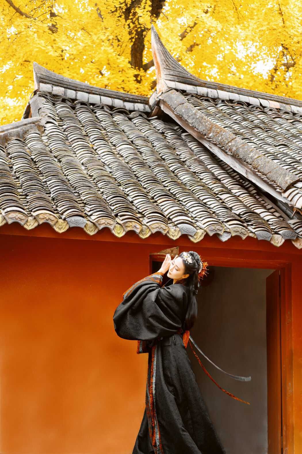 YiTuYu艺图语 Vol.8525 Tao Zi (49P)