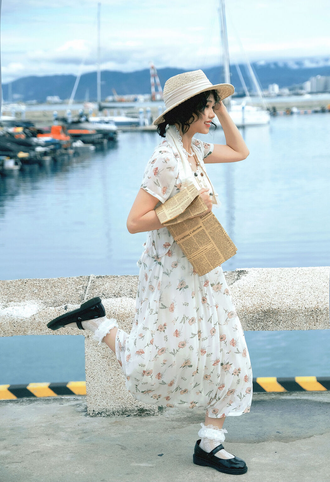 YiTuYu艺图语 Vol.8537 Ling Ke Shawbrin (34P)