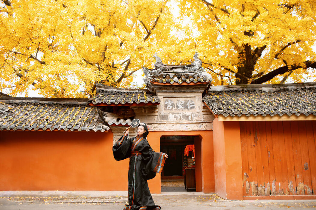 YiTuYu艺图语 Vol.8525 Tao Zi (49P)