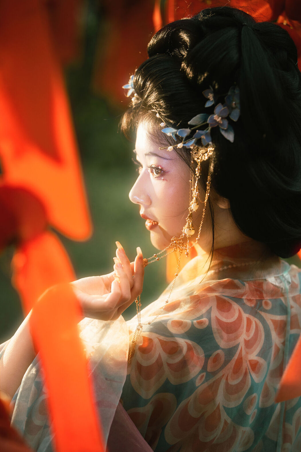 YiTuYu艺图语 Vol.8538 Suan La Tang Er (33P)