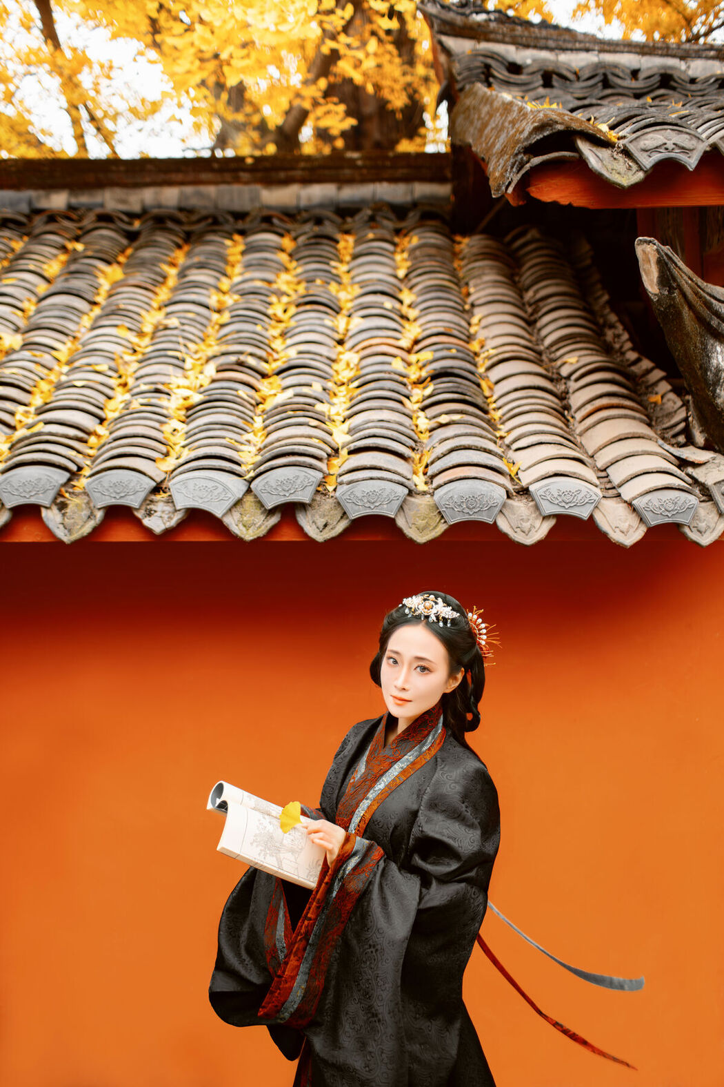 YiTuYu艺图语 Vol.8525 Tao Zi (49P)