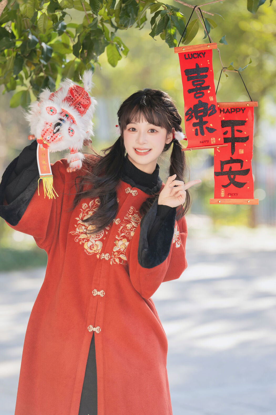 YiTuYu艺图语 Vol.8539 Xia Yu Xiao Nian (22P)