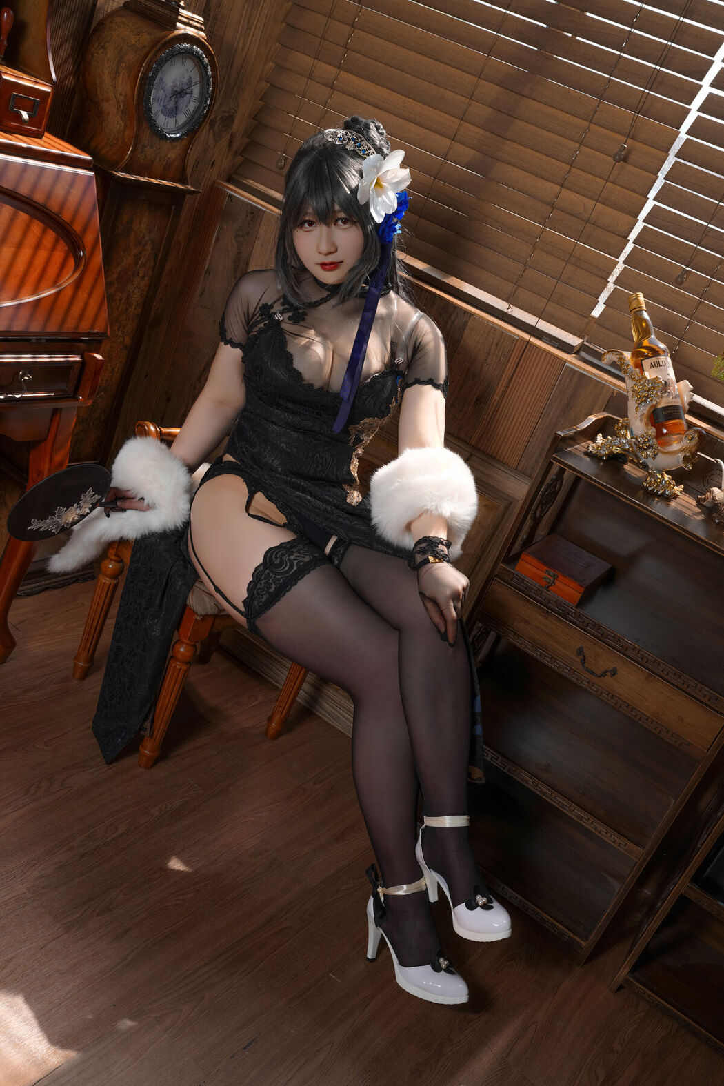 Coser@Zyra秋 – 路易九世旗袍 (26P)