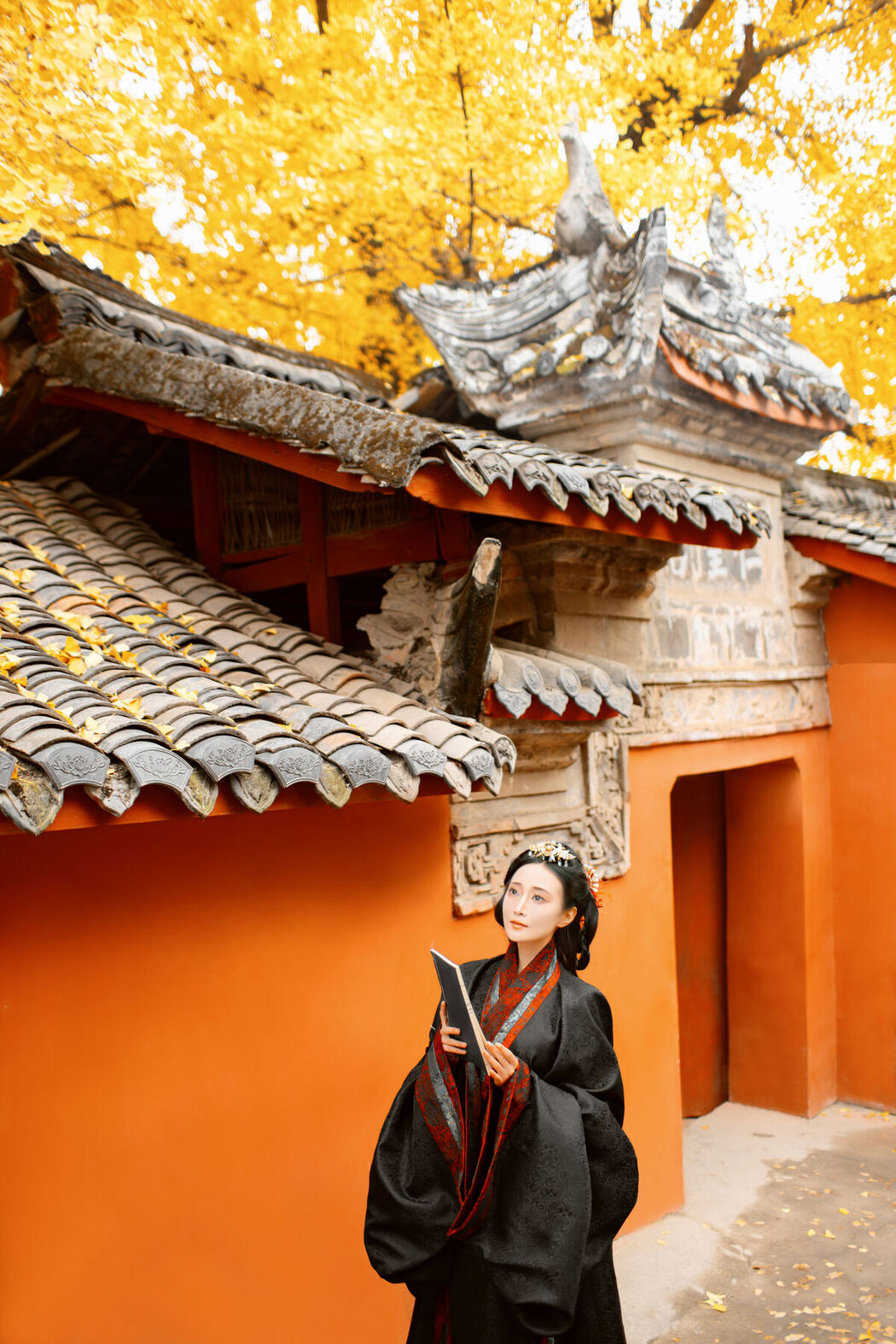 YiTuYu艺图语 Vol.8525 Tao Zi (49P)