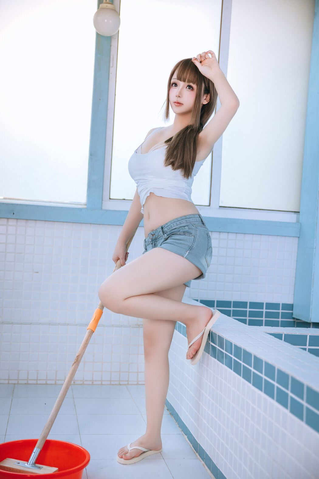 Coser@日奈娇 &#8211; 男浴室保洁员 Part03 (57P)