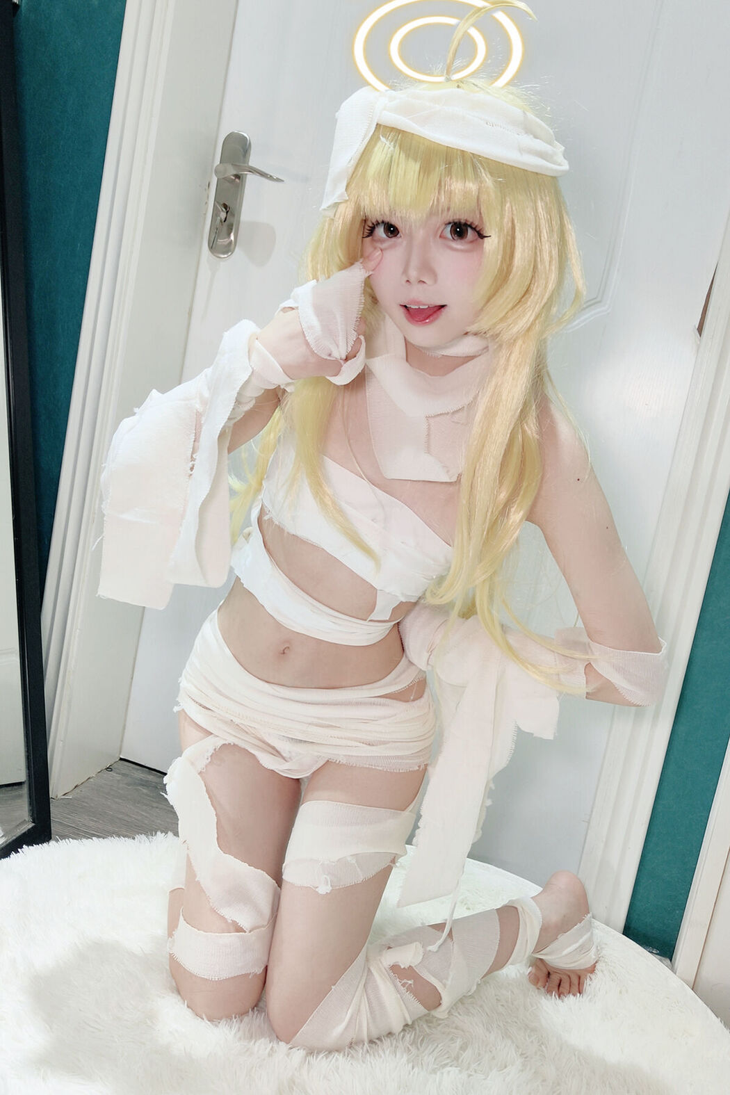 Coser@御子miko – 万圣节 (60P – 1V) Cover Photo