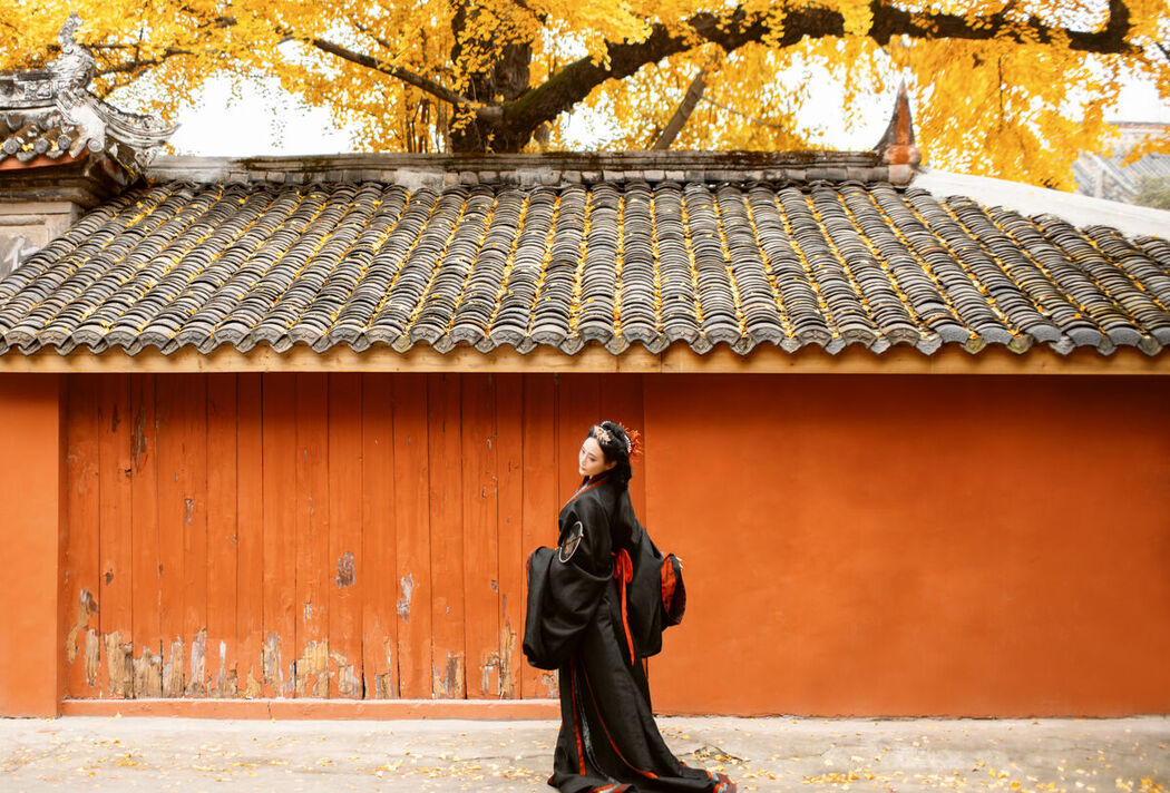 YiTuYu艺图语 Vol.8525 Tao Zi (49P)