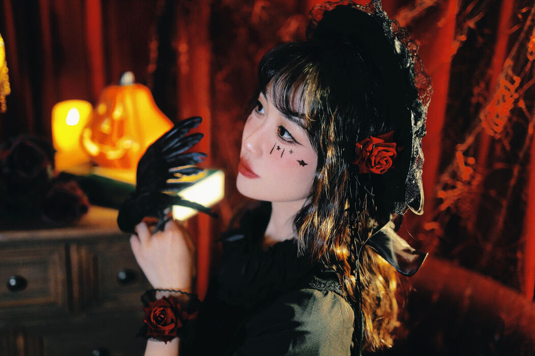 YiTuYu艺图语 Vol.8540 Chi Bai (32P)