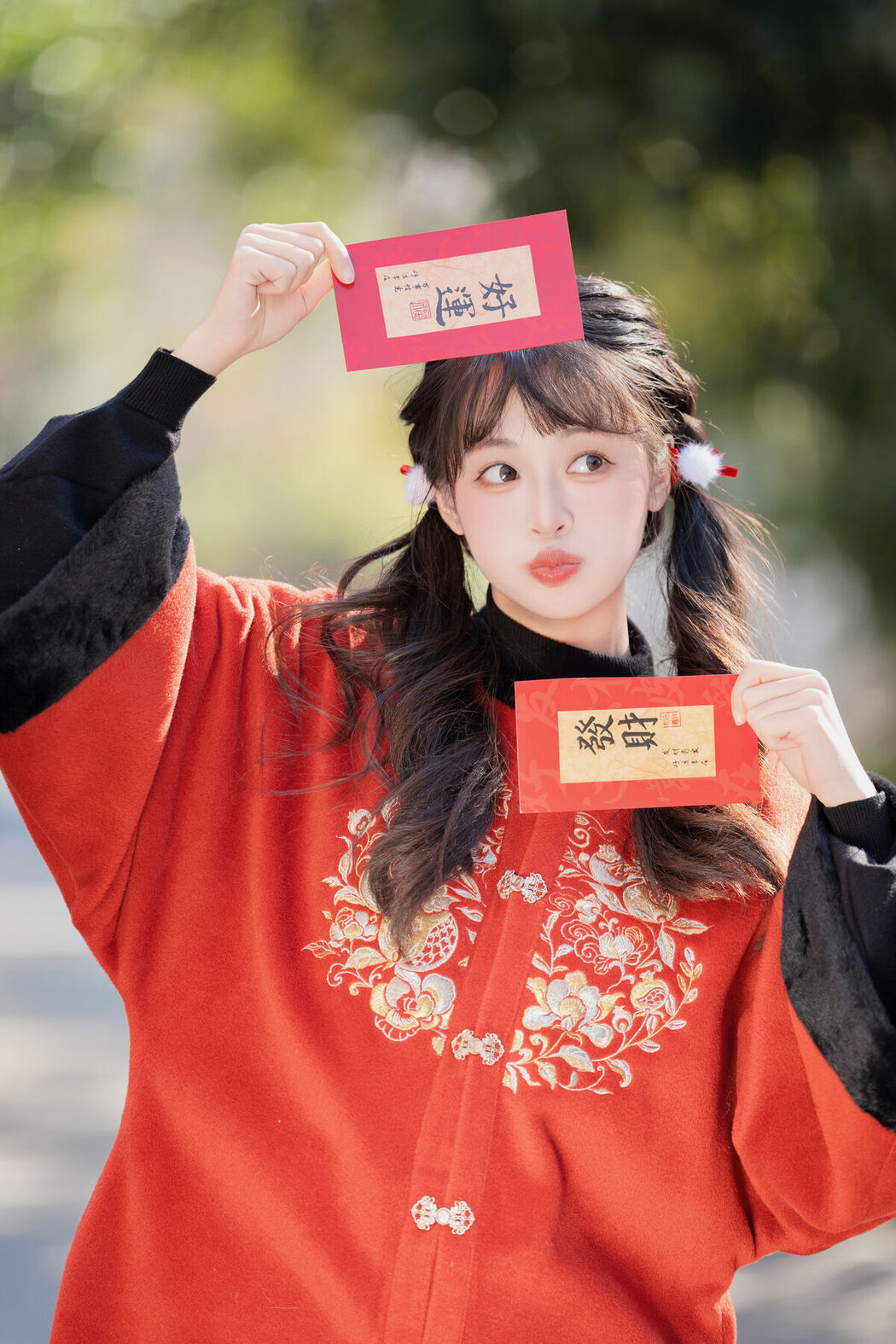 YiTuYu艺图语 Vol.8539 Xia Yu Xiao Nian (22P)