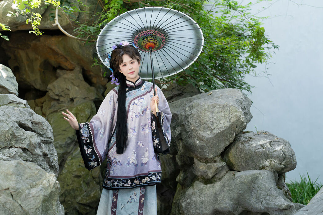 YiTuYu艺图语 Vol.8527 Pao Fu Xiao Fang (29P)