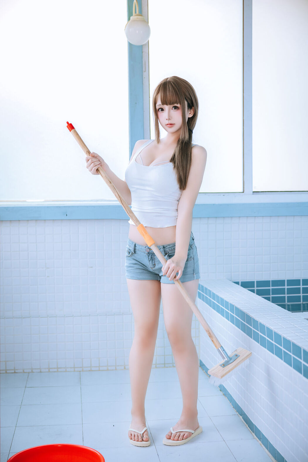 Coser@日奈娇 &#8211; 男浴室保洁员 Part02 (58P)