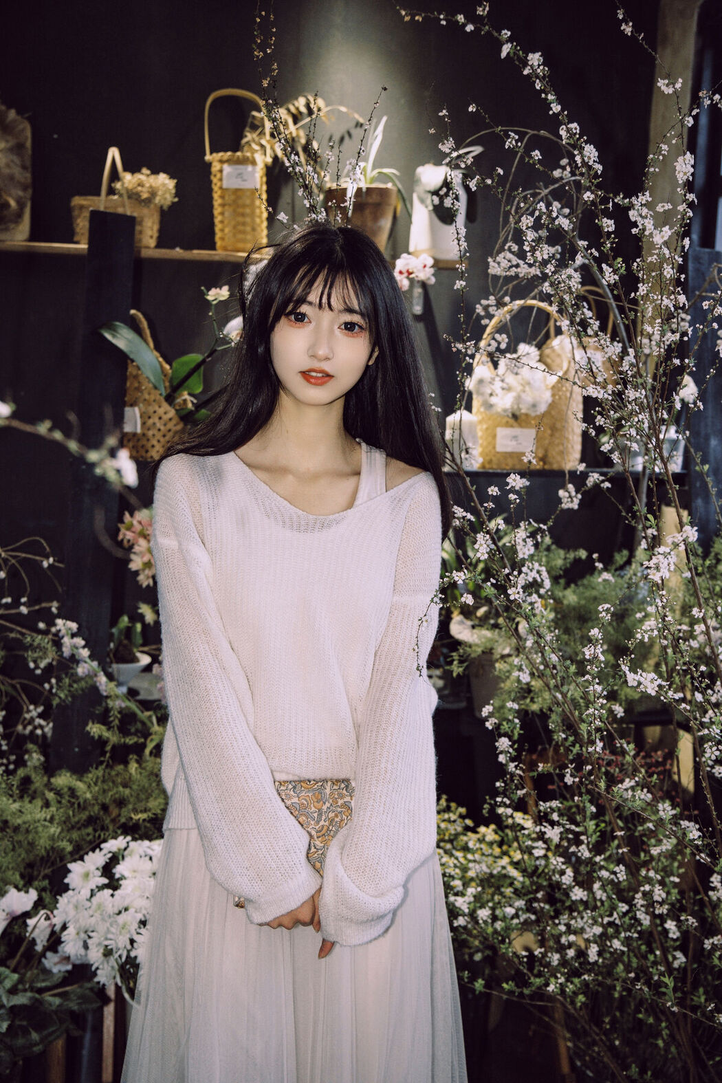 YiTuYu艺图语 Vol.8549 Leng Ku Wang Ye (23P)