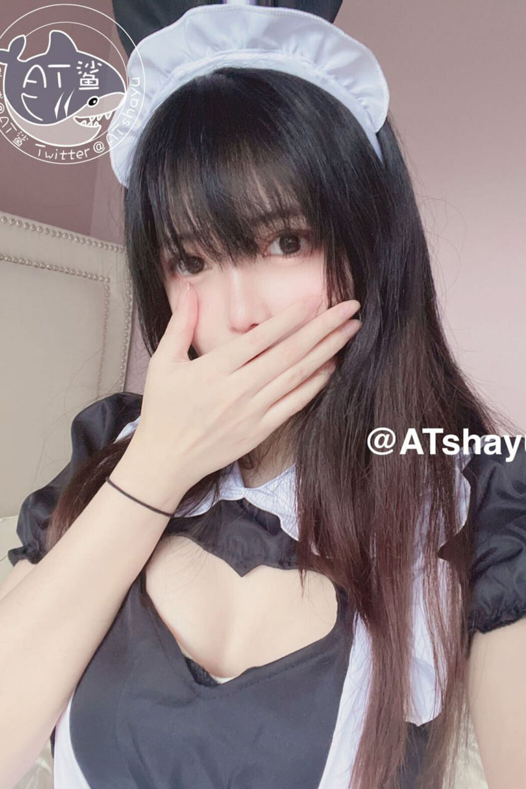 Coser@AT鲨 – 限时真空白丝女仆 (31P) Cover Photo