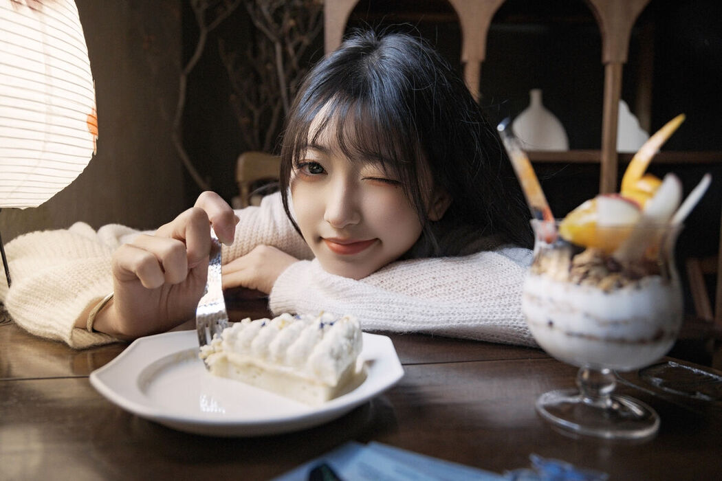 YiTuYu艺图语 Vol.8549 Leng Ku Wang Ye (23P)