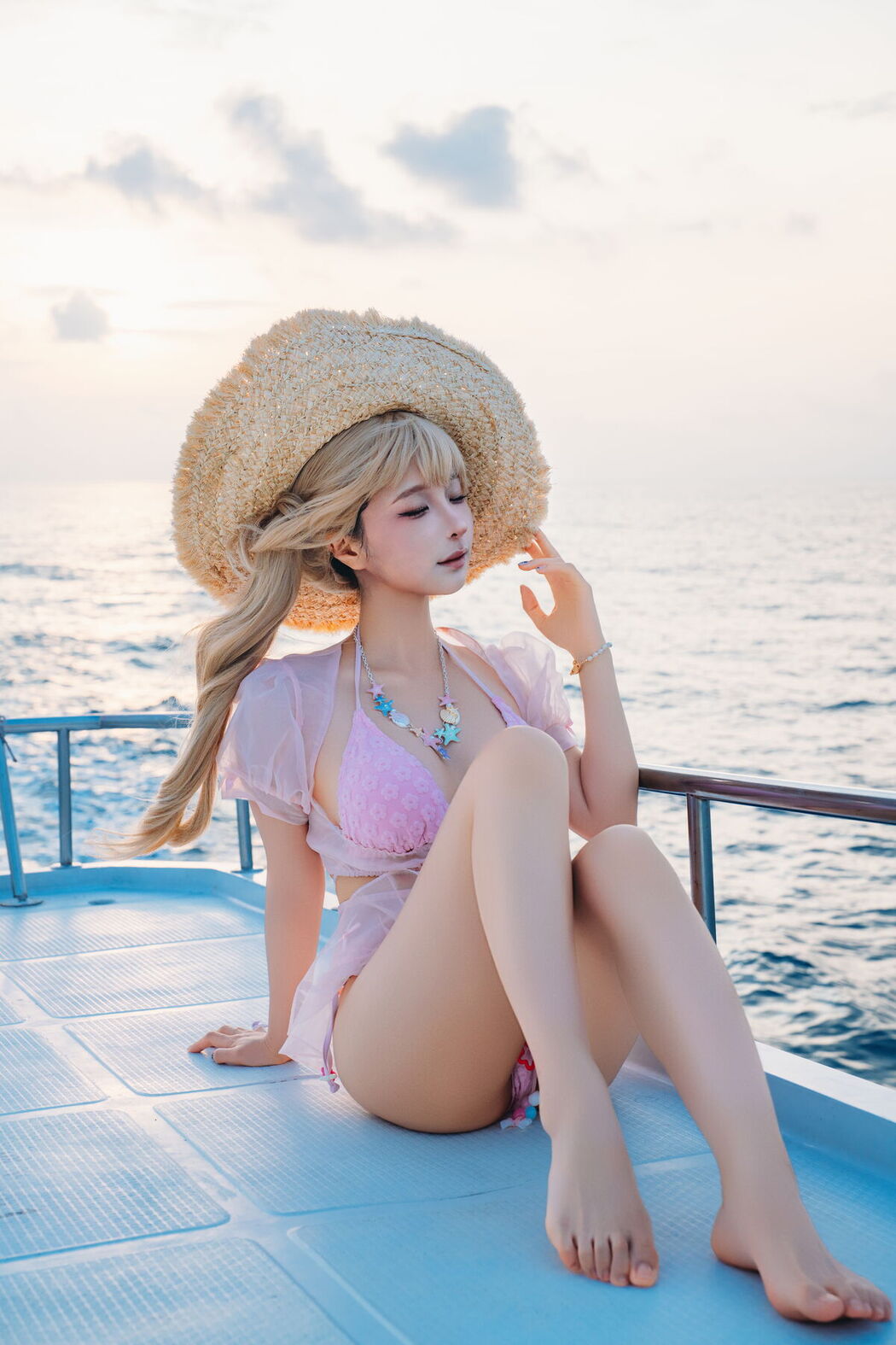 Coser@蠢沫沫 chunmomo – 2025年12月自拍 Part02 (68P)