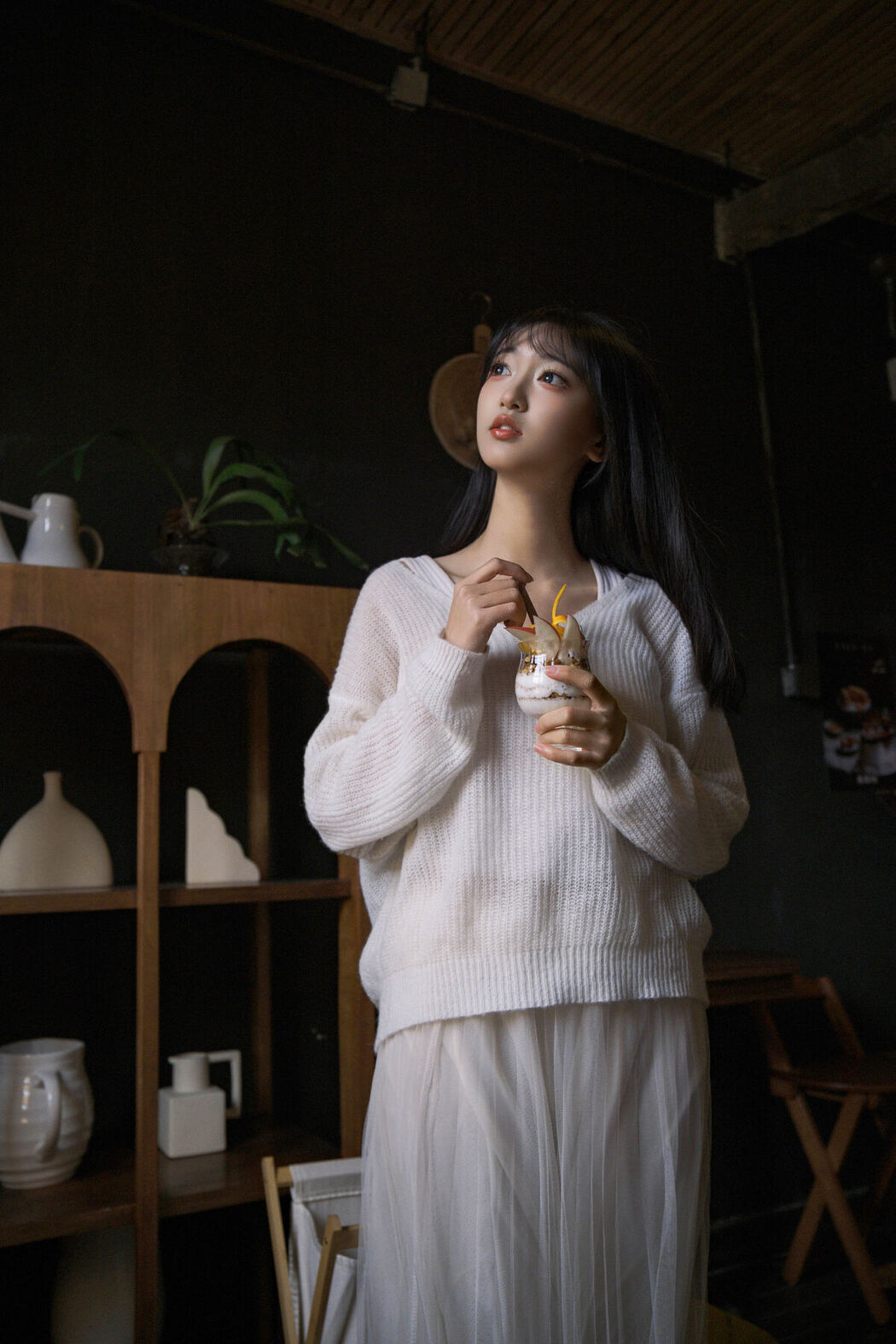 YiTuYu艺图语 Vol.8549 Leng Ku Wang Ye (23P)