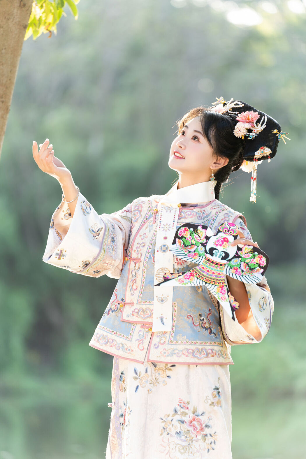 YiTuYu艺图语 Vol.8552 Jiao Yi Zhi Sui Sui (48P)