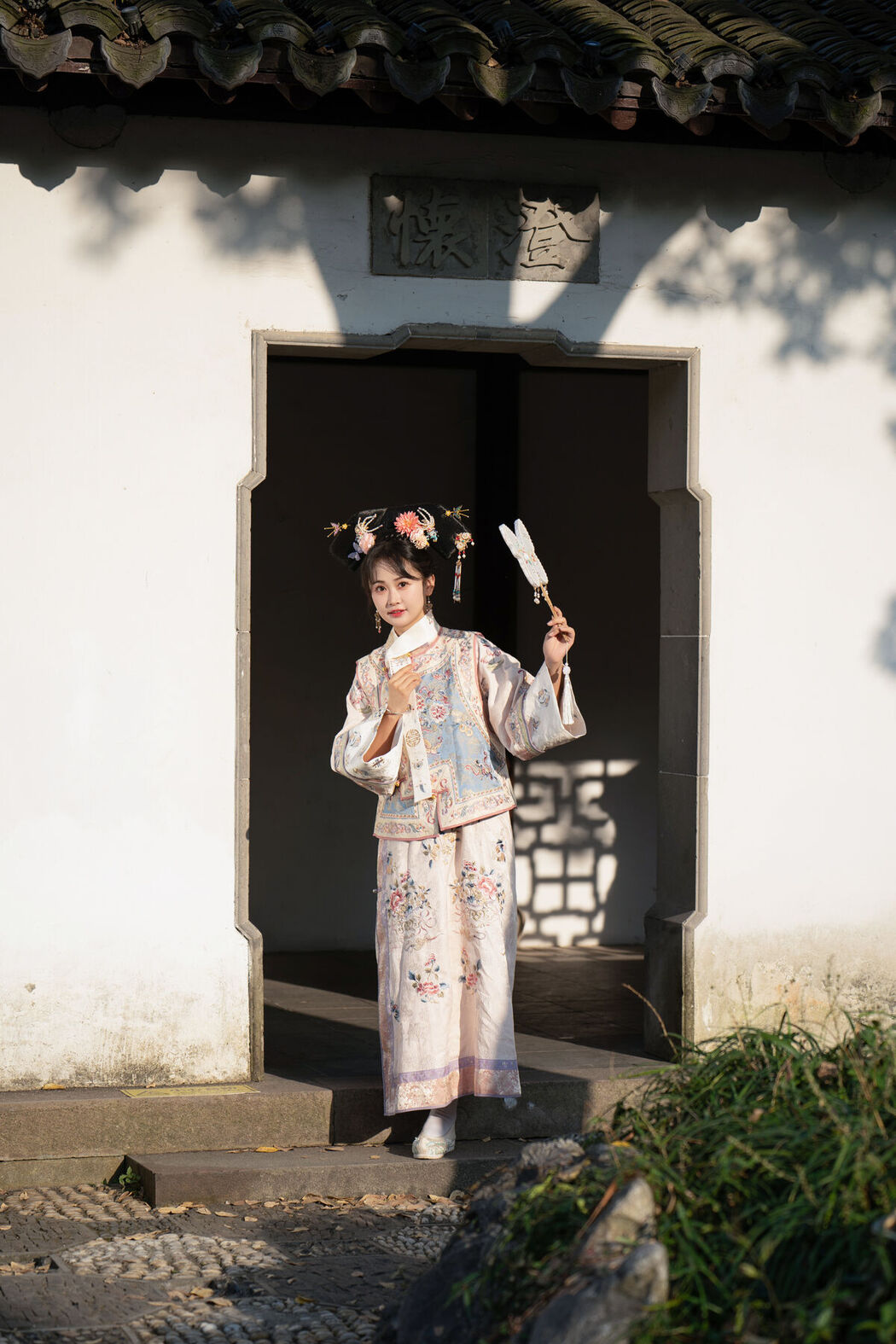 YiTuYu艺图语 Vol.8552 Jiao Yi Zhi Sui Sui (48P)