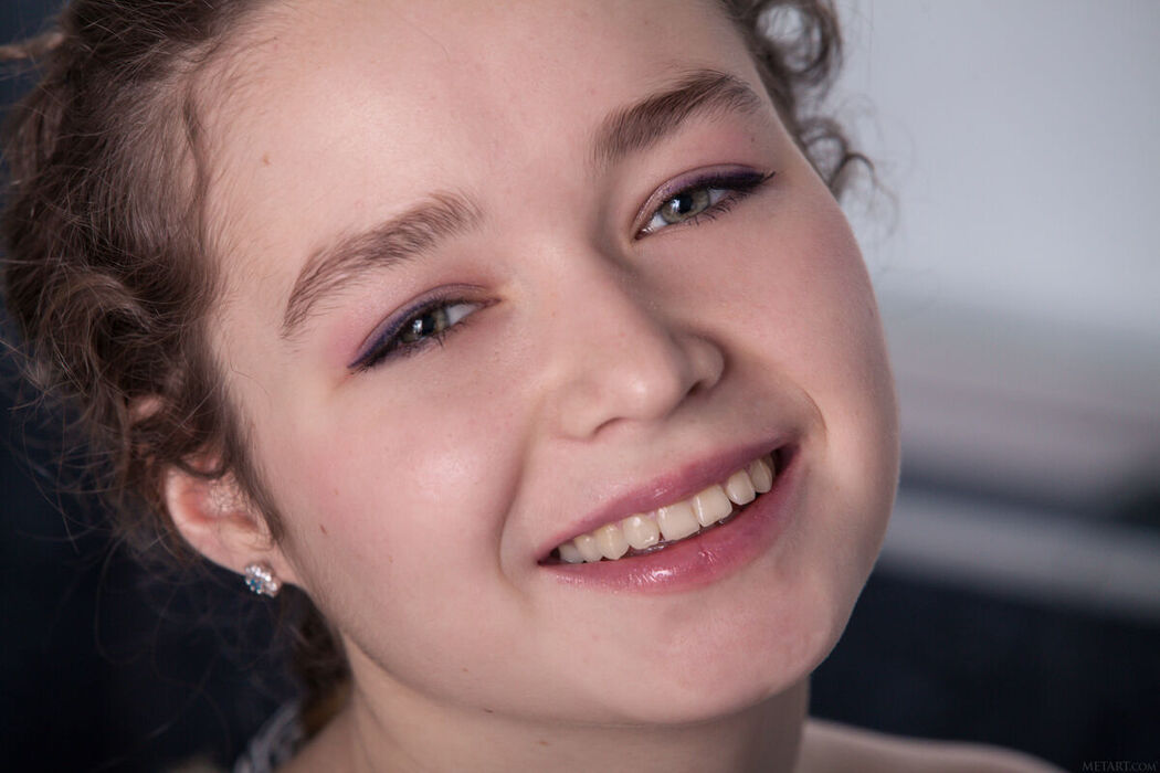 MetArt Lu – Presenting Lu Part02 (61P)