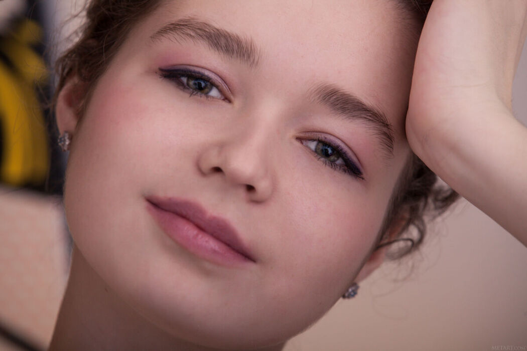 MetArt Lu – Presenting Lu Part01 (63P)