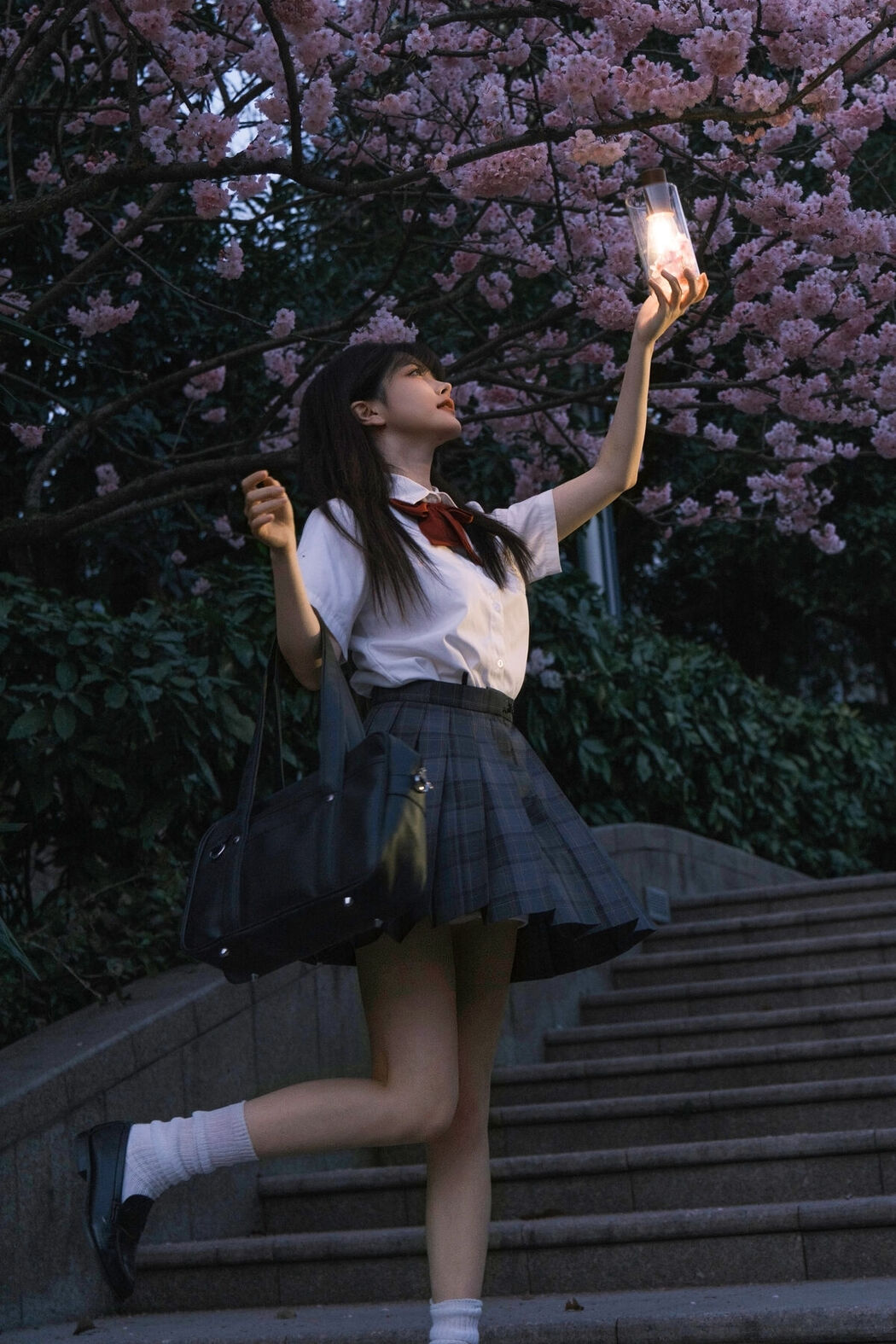 YiTuYu艺图语 Vol.8564 Xing Zhi Ka Tao (21P)