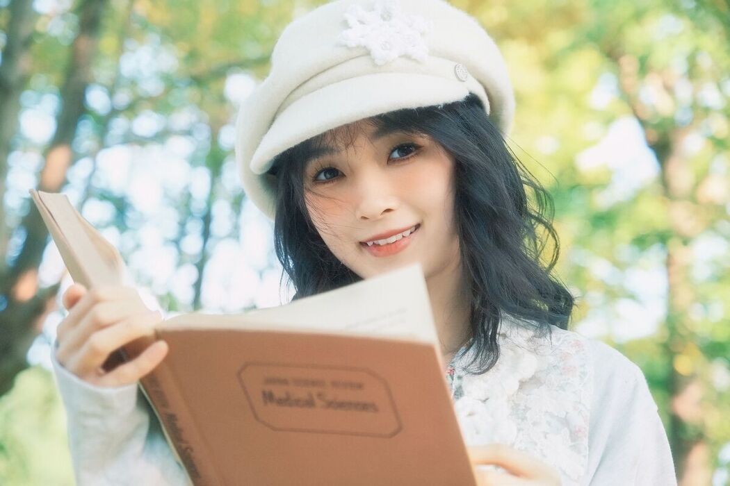 YiTuYu艺图语 Vol.8560 Wu Uzutaka Shojo (23P)