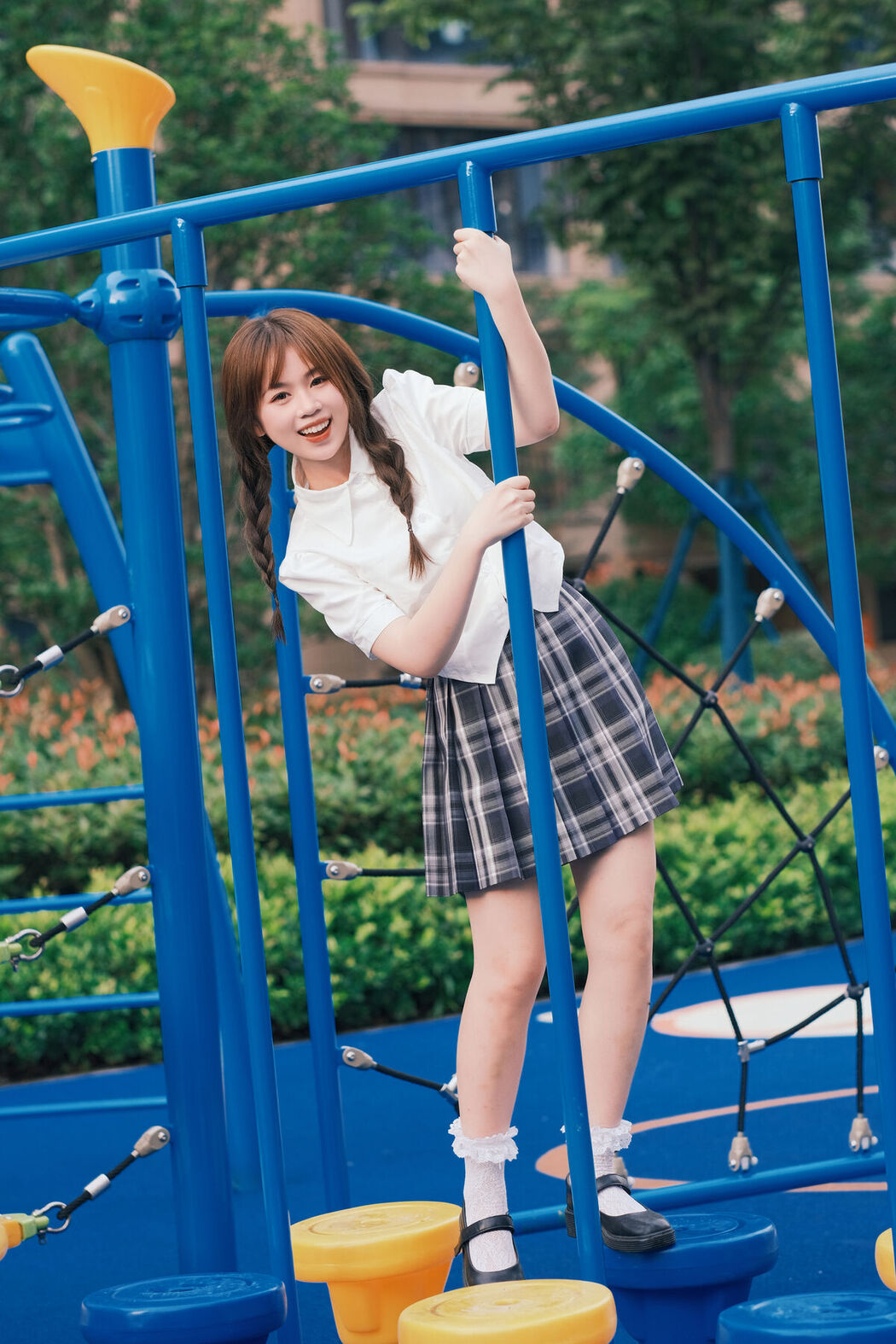 YiTuYu艺图语 Vol.8569 Pao Fu Xiao Fang (23P)