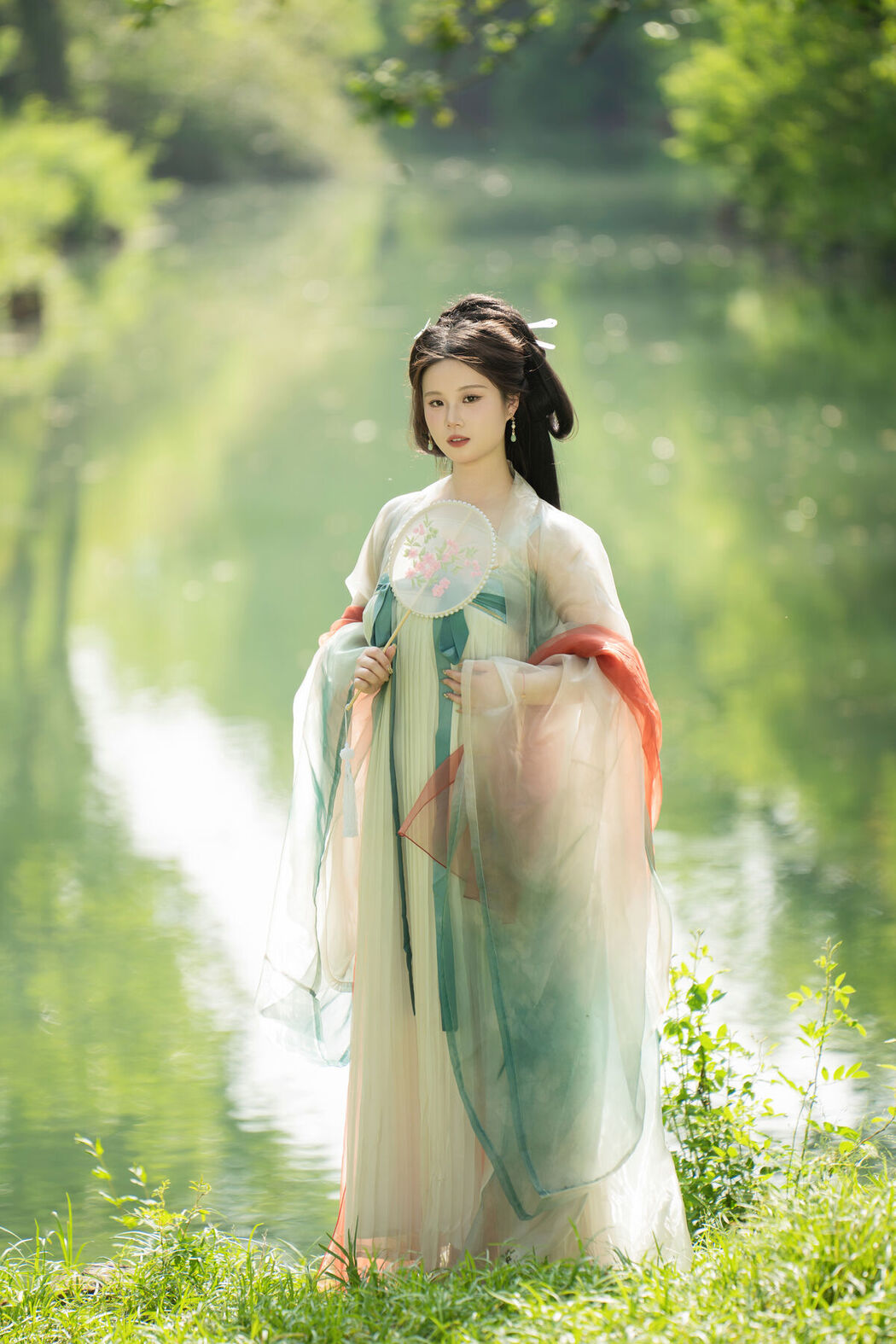 YiTuYu艺图语 Vol.8558 Xi Gua (25P)