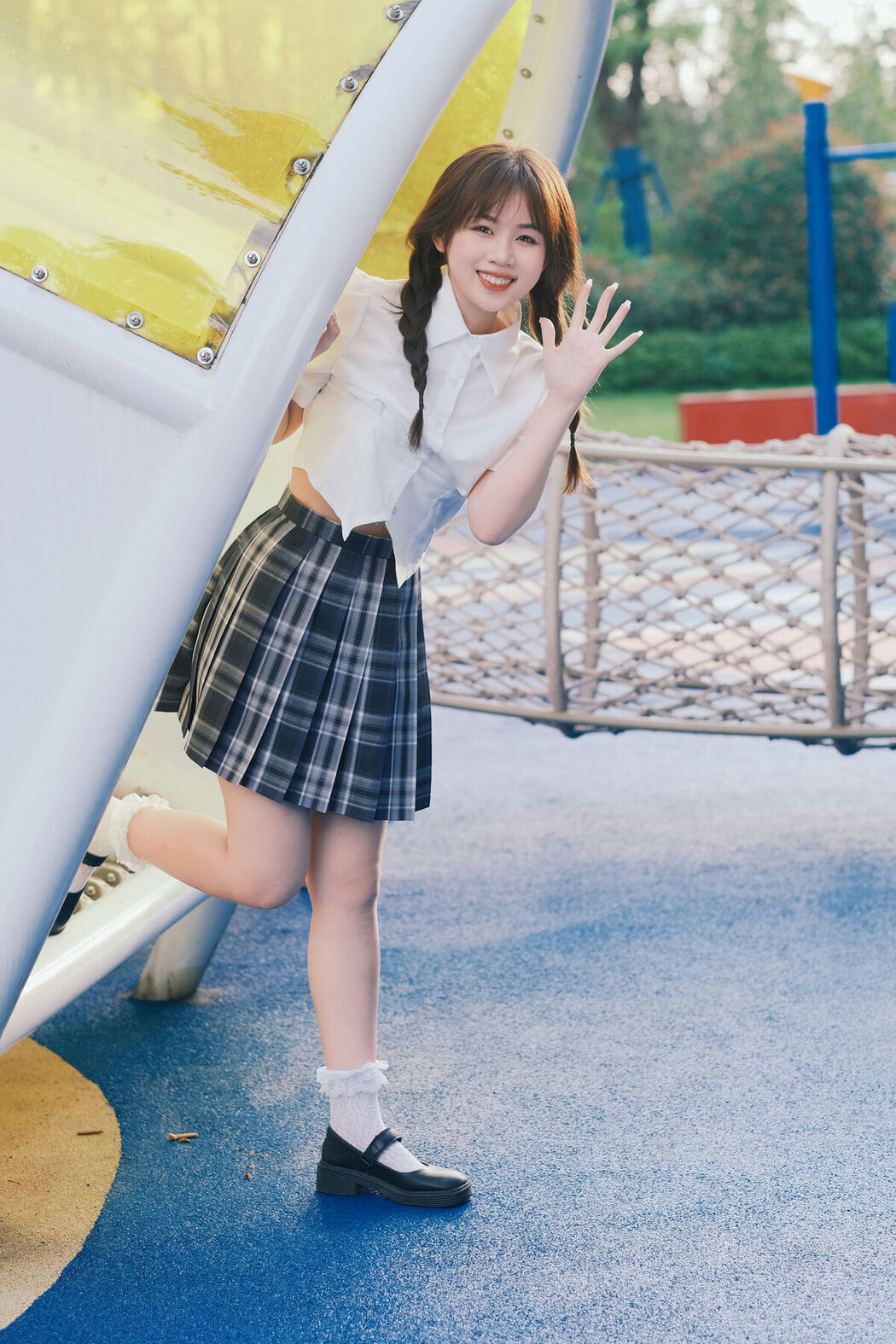 YiTuYu艺图语 Vol.8569 Pao Fu Xiao Fang (23P)