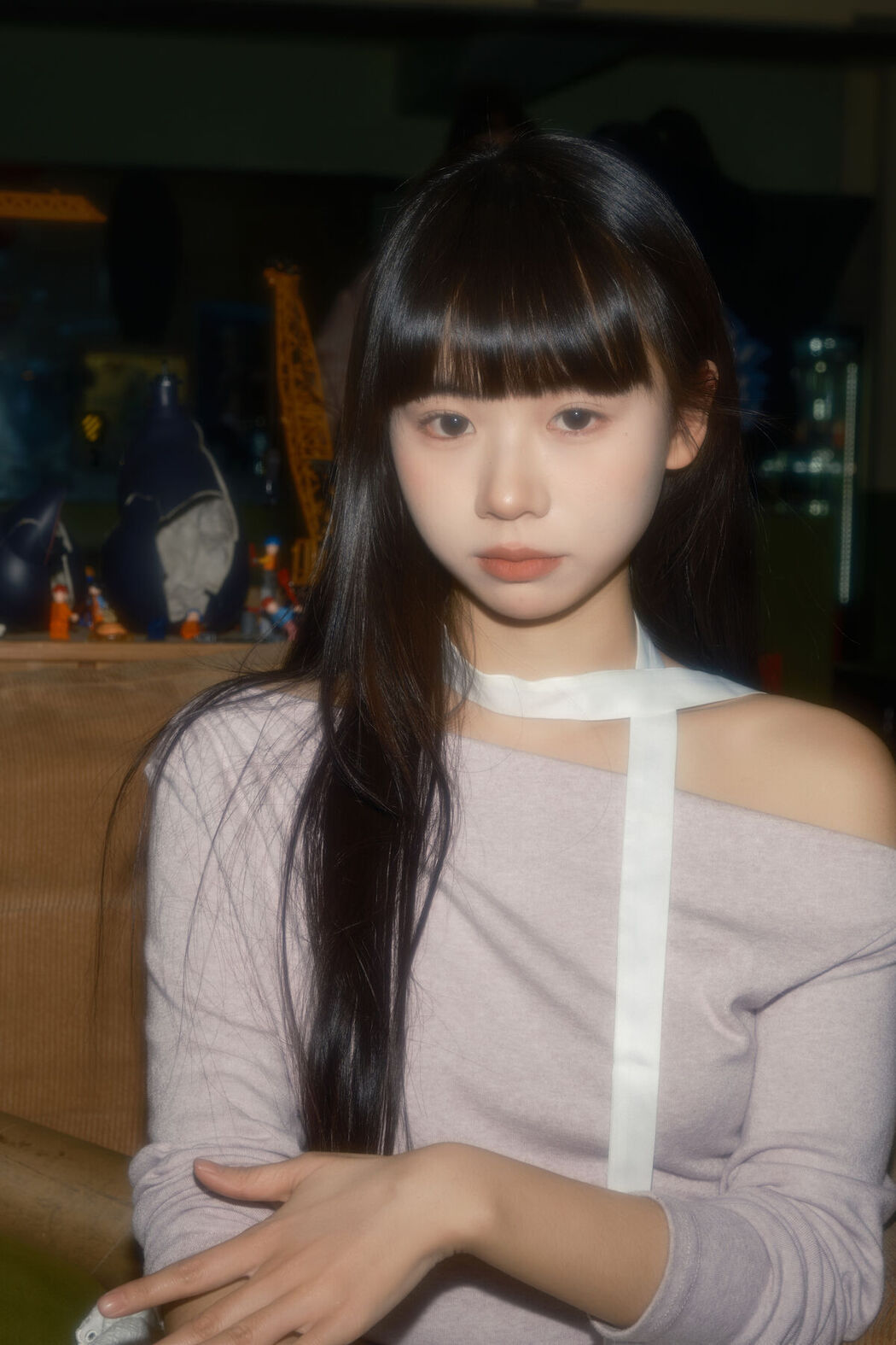 YiTuYu艺图语 Vol.8555 Shi San Jin Ya (24P)