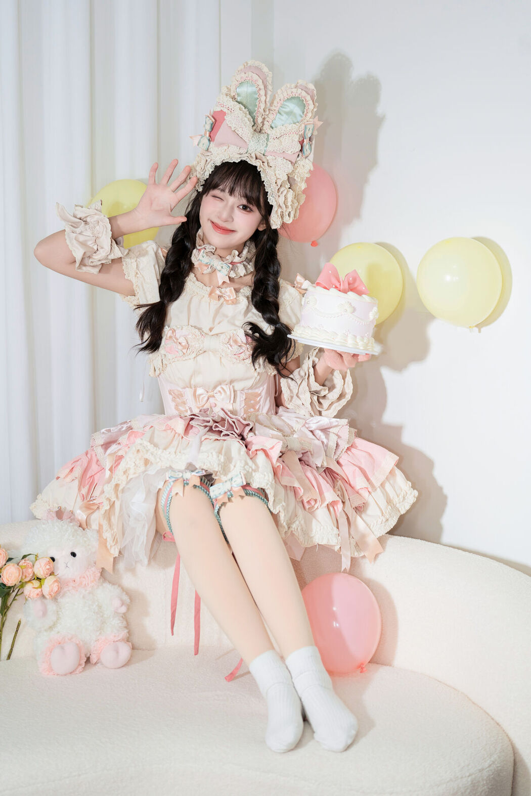 YiTuYu艺图语 Vol.8557 Xia Yu Xiao Nian (26P)