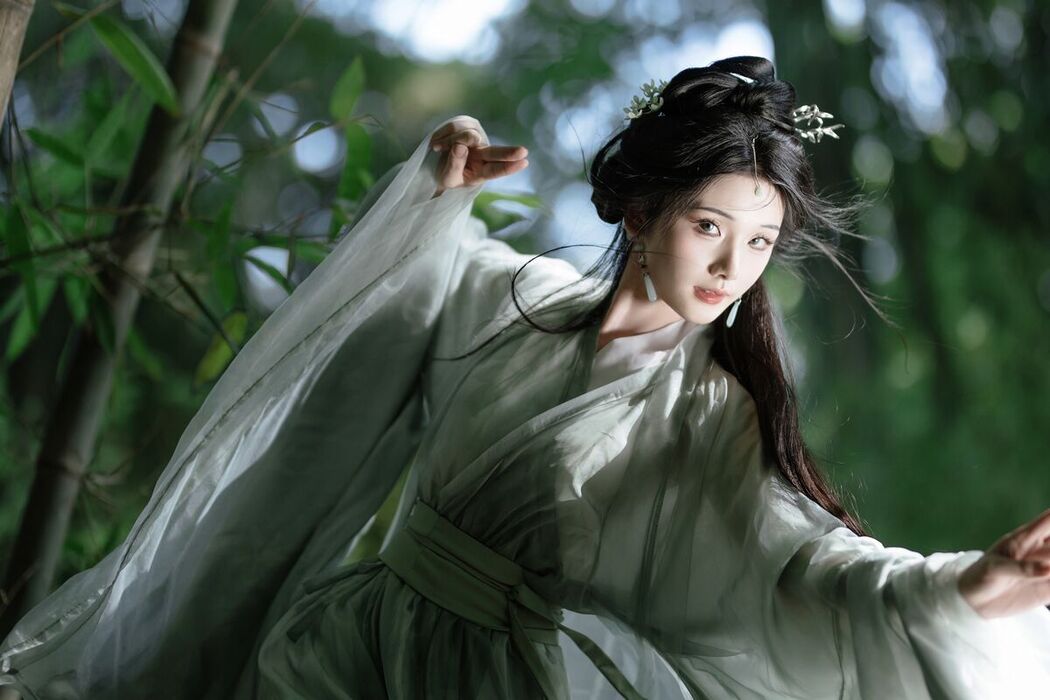 YiTuYu艺图语 Vol.8559 Yi Zhi Mu Yao Yao (21P)