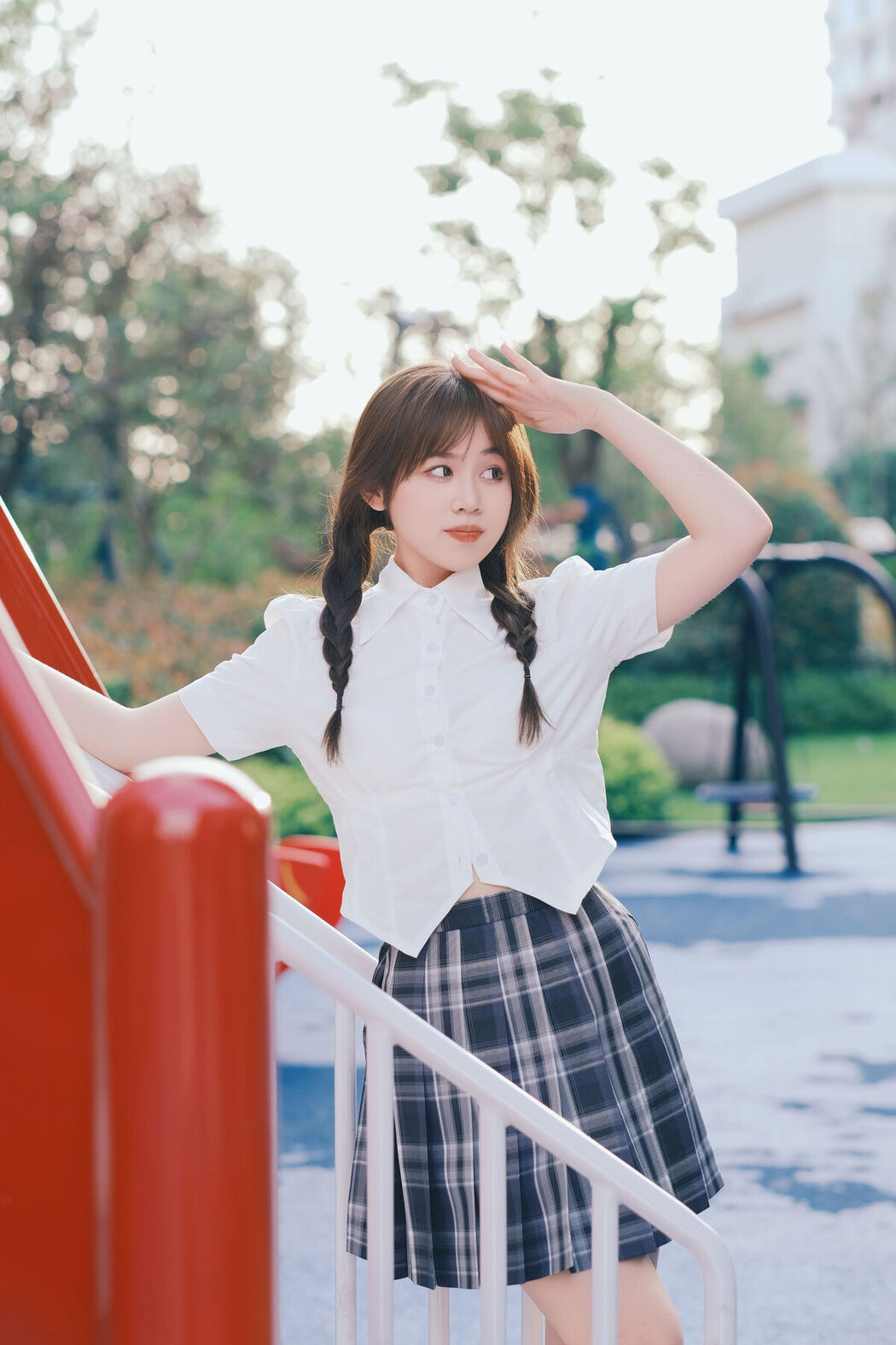 YiTuYu艺图语 Vol.8569 Pao Fu Xiao Fang (23P)