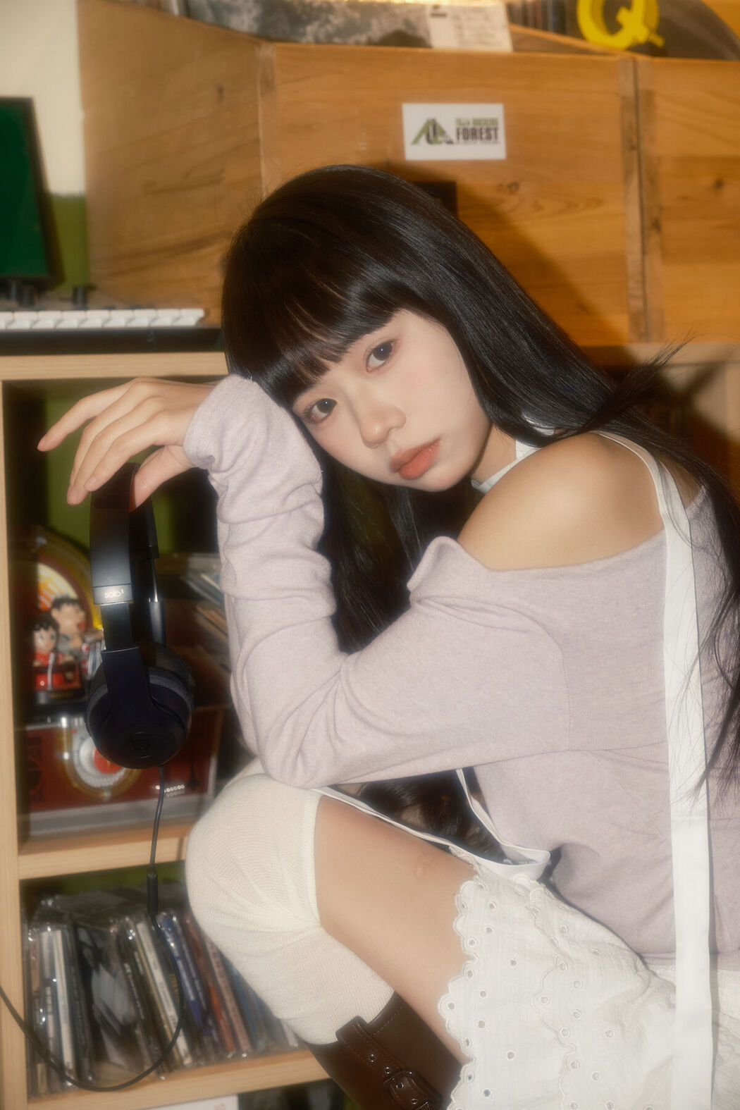 YiTuYu艺图语 Vol.8555 Shi San Jin Ya (24P)