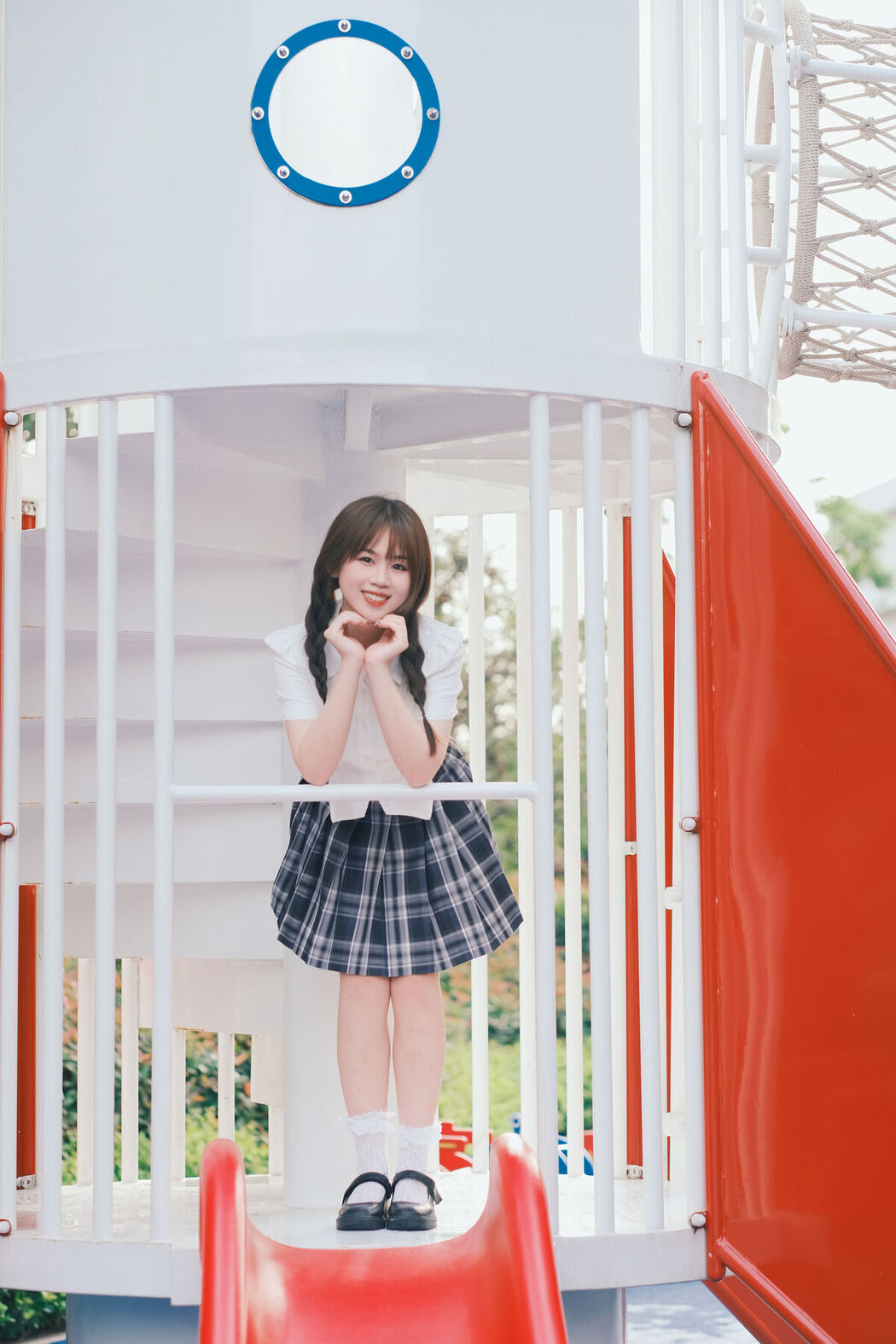 YiTuYu艺图语 Vol.8569 Pao Fu Xiao Fang (23P)