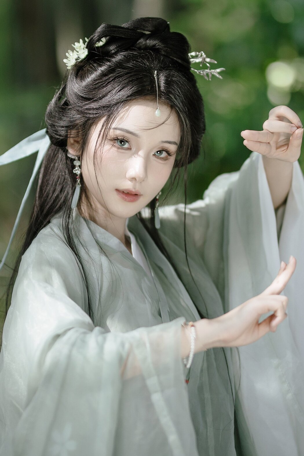 YiTuYu艺图语 Vol.8559 Yi Zhi Mu Yao Yao (21P) Cover Photo