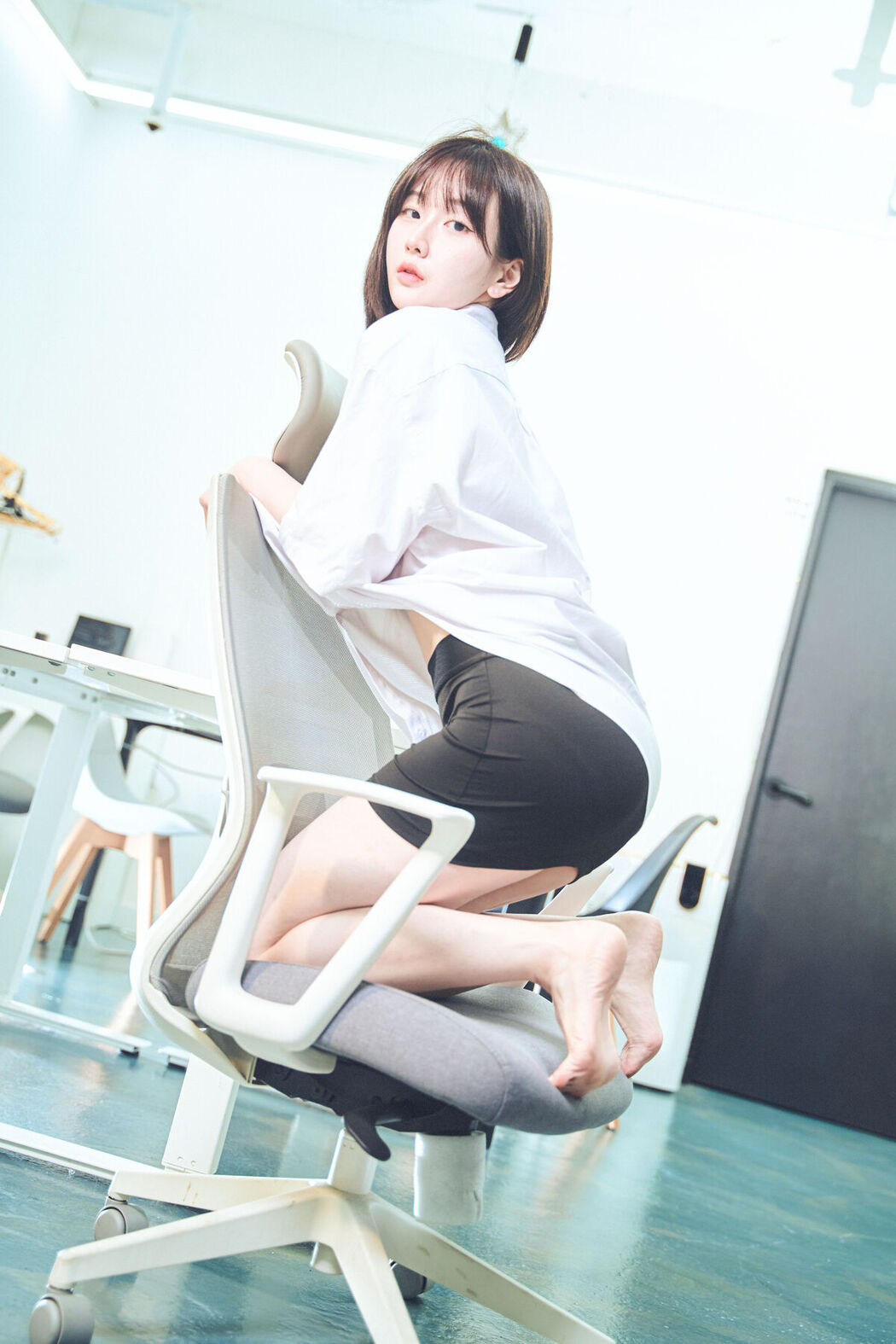 YeonJju – Office Final (71P – 1V)