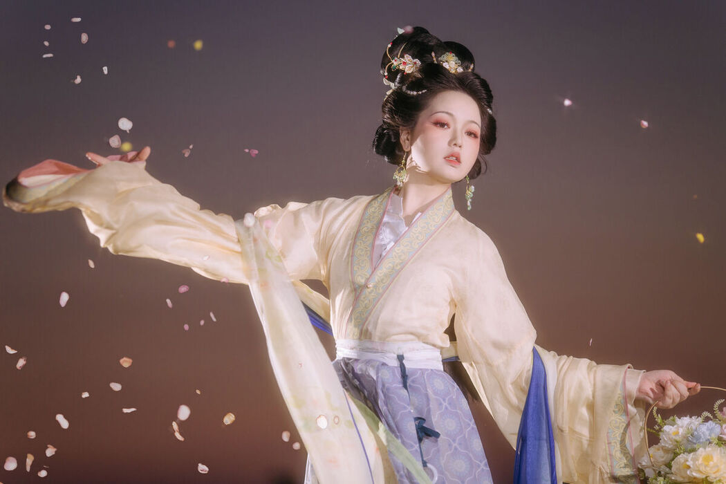 YiTuYu艺图语 Vol.8563 Bao Xian (19P)